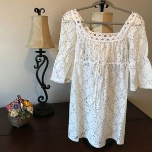 Host pick! 👏🏻 Laundry eyelet dress/swim cover up